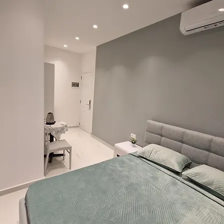 酒店 Elofira Durrës